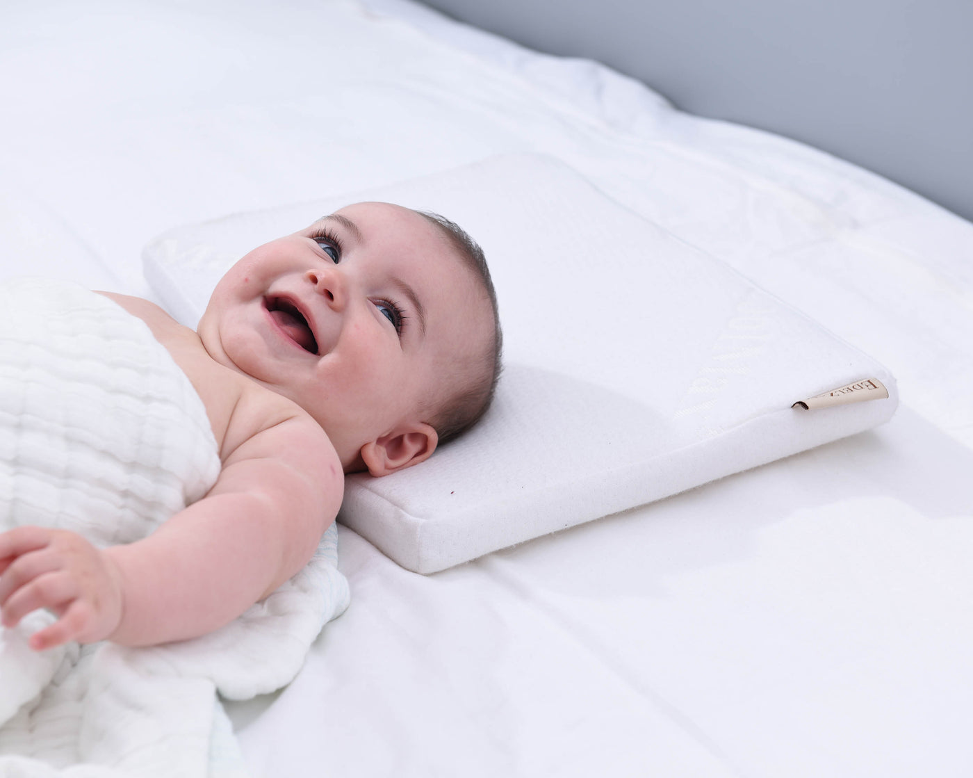 Mombella LCY Cool Aqua Foam Infant &Toddler’s Contour Pillow Newborn-6 months - mombella